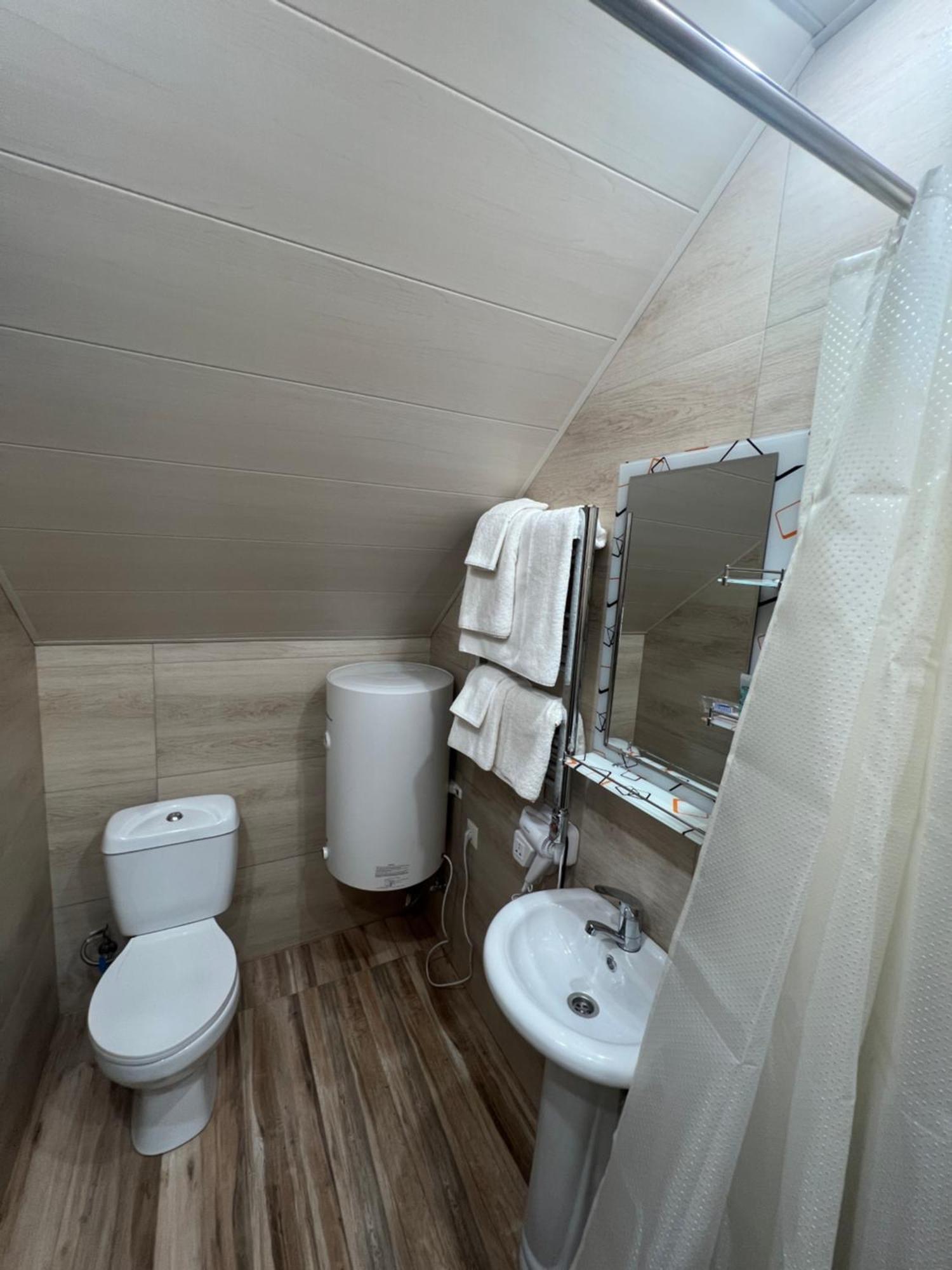 Maru House Hotel Dilijan Eksteriør billede