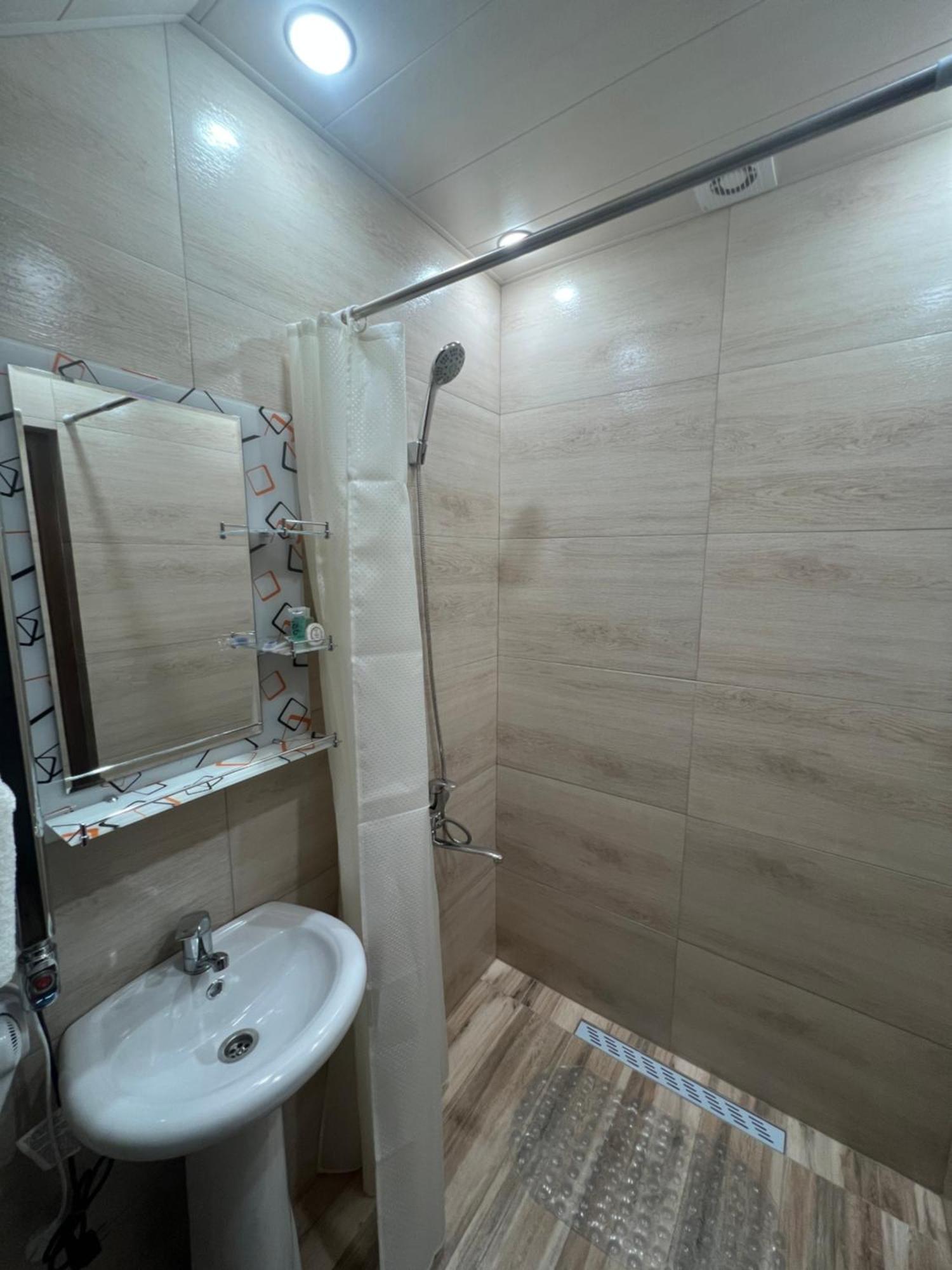 Maru House Hotel Dilijan Eksteriør billede