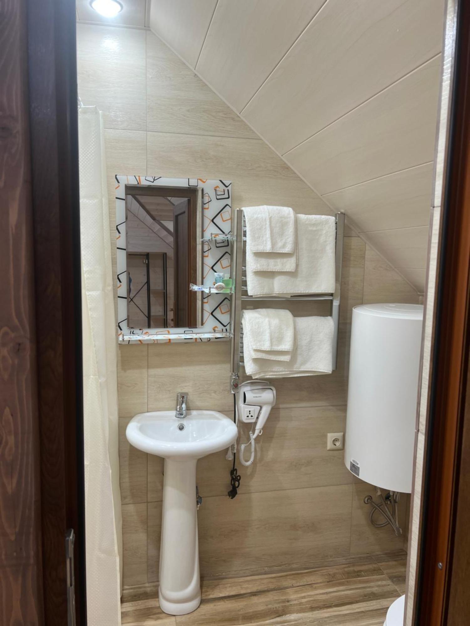Maru House Hotel Dilijan Eksteriør billede