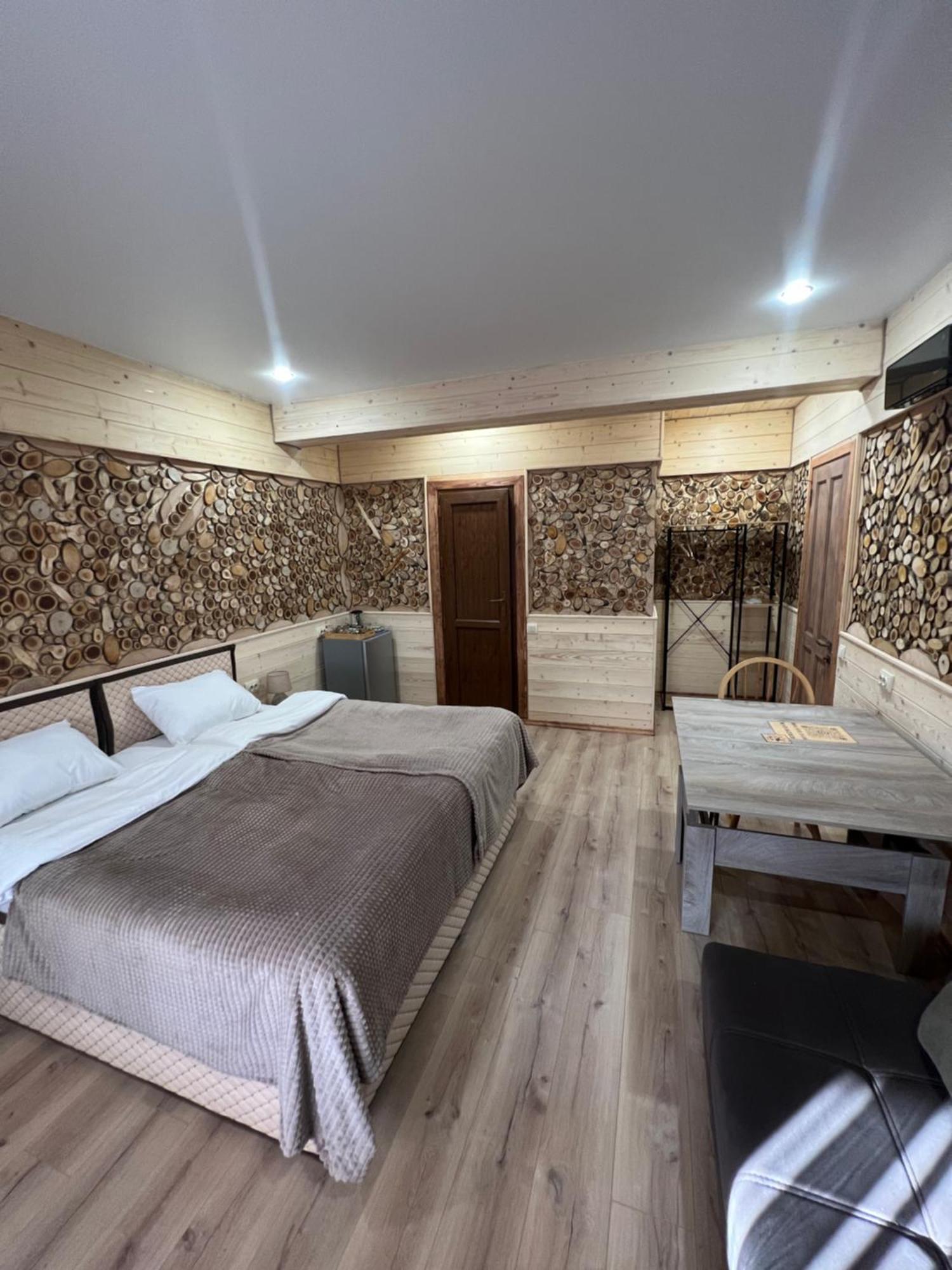 Maru House Hotel Dilijan Eksteriør billede